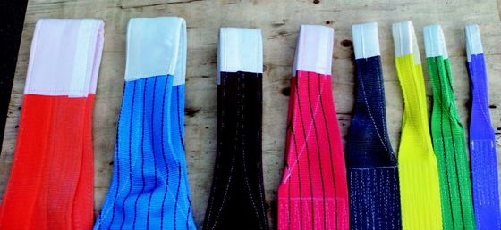 2T resistência à ruptura poliéster Sling de teia largura 25mm para manuseio de material seguro e durável